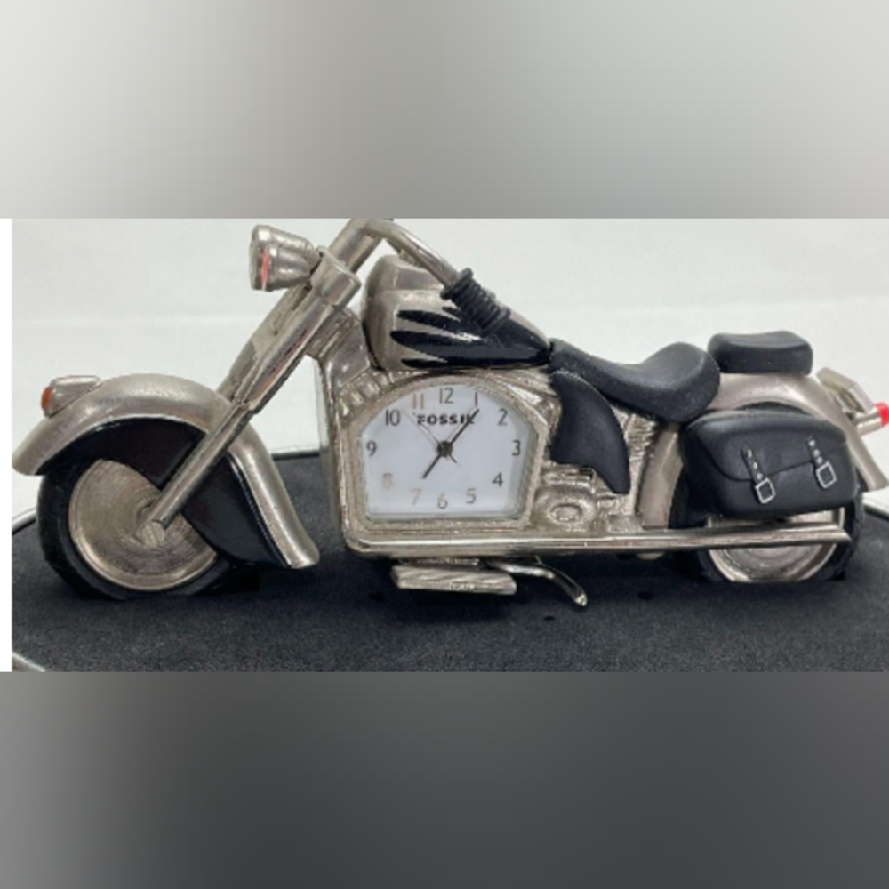 🖤FOSSIL💕LIMITED EDITION MOTORCYCLE CLOCK NIB